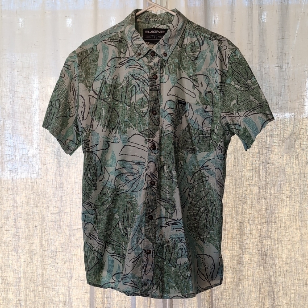 Dakine Green Casual Button Down Shirt